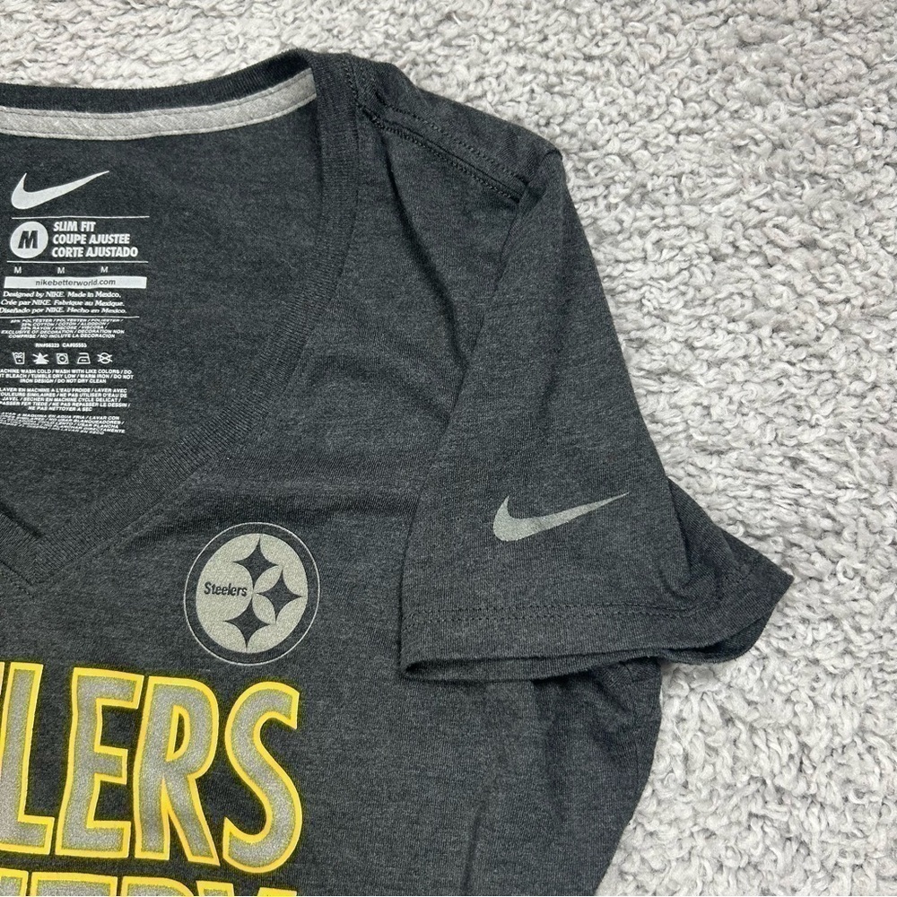 Steelers Football Nike Shirt Womens Medium Country NFL Casual Classic Vneck Tee - Picture 2 of 4